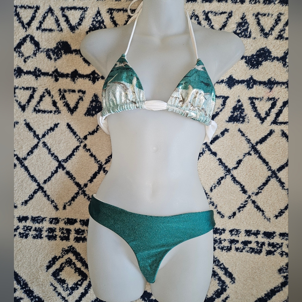 REVERSIBLE Emerald Green/Whitw Halter Bikini